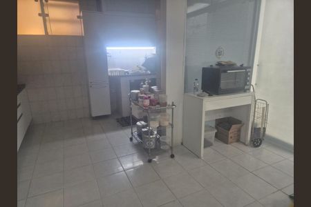 Casa à venda com 200m², 4 quartos e 2 vagas Casa à venda com 200m², 4 quartos e 2 vagasFoto 34