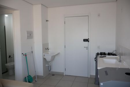Apartamento para alugar com 33m², 2 quartos e sem vagaSala/cozinha/área de serviço