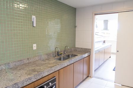 Apartamento para alugar com 74m², 2 quartos e 1 vaga Apartamento para alugar com 74m², 2 quartos e 1 vagaÁrea comum - Salão de festas