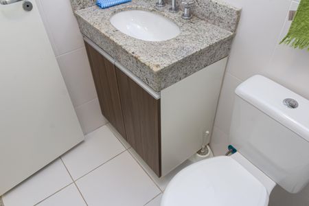Apartamento para alugar com 74m², 2 quartos e 1 vaga Apartamento para alugar com 74m², 2 quartos e 1 vagaBanheiro 2