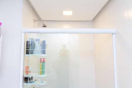 Apartamento para alugar com 74m², 2 quartos e 1 vaga Apartamento para alugar com 74m², 2 quartos e 1 vagaBanheiro da Suíte