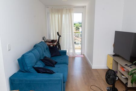 Apartamento para alugar com 74m², 2 quartos e 1 vaga Apartamento para alugar com 74m², 2 quartos e 1 vagaSala