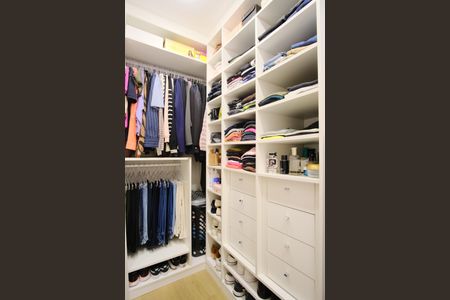Apartamento à venda com 66m², 2 quartos e 1 vagaCloset do quarto 1