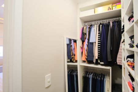 Apartamento à venda com 66m², 2 quartos e 1 vagaCloset do quarto 1