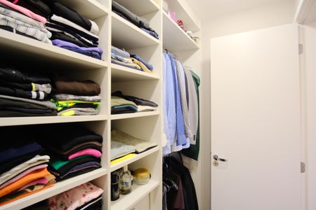 Apartamento à venda com 66m², 2 quartos e 1 vagaCloset do quarto 1