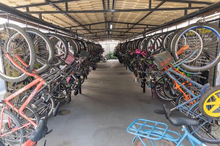 Apartamento para alugar com 44m², 2 quartos e 1 vaga Apartamento para alugar com 44m², 2 quartos e 1 vagaÁrea comum - Bicicletário