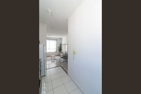 Apartamento para alugar com 44m², 2 quartos e 1 vaga Apartamento para alugar com 44m², 2 quartos e 1 vagaCozinha e Área de Serviço