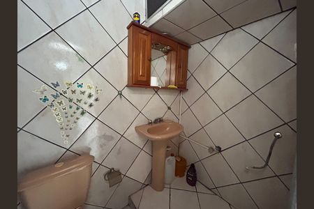 Casa à venda com 204m², 3 quartos e sem vagaBanheiro 3