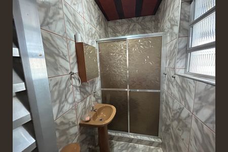 Casa à venda com 204m², 3 quartos e sem vagaBanheiro 2