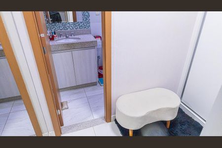 Casa de condomínio à venda com 184m², 3 quartos e 3 vagasCloset