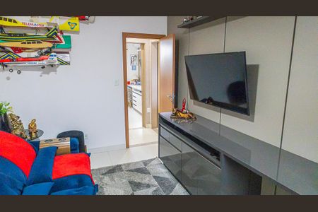 Casa de condomínio à venda com 184m², 3 quartos e 3 vagasQuarto 2