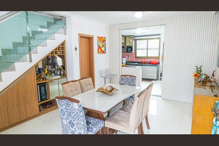 Sala de casa de condomínio à venda com 3 quartos, 184m² em Trevo, Belo Horizonte