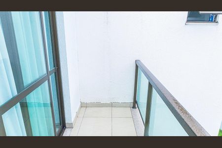 Casa de condomínio à venda com 184m², 3 quartos e 3 vagasVaranda