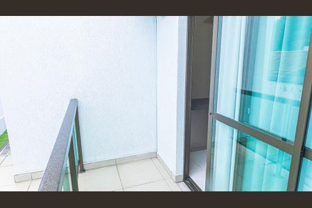 Casa de condomínio à venda com 184m², 3 quartos e 3 vagasVaranda