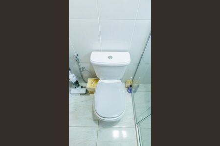 Casa de condomínio à venda com 184m², 3 quartos e 3 vagasBanheiro