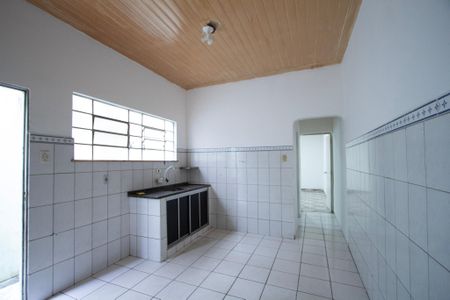 Casa para alugar com 60m², 2 quartos e sem vaga