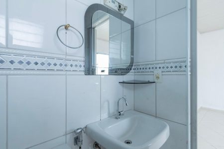 Casa para alugar com 60m², 2 quartos e sem vaga