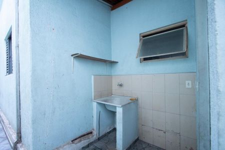 Casa para alugar com 60m², 2 quartos e sem vaga