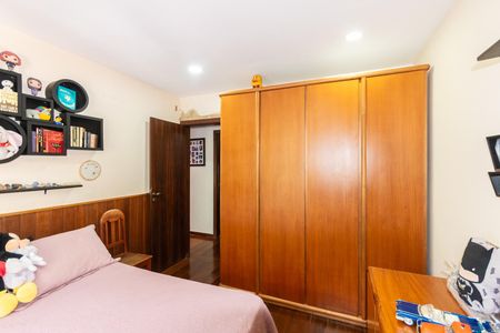 Apartamento à venda com 142m², 3 quartos e 2 vagasQuarto 2
