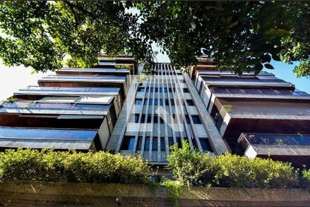 Apartamento à venda com 142m², 3 quartos e 2 vagasFachada