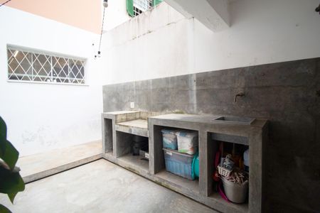 Casa para alugar com 75m², 2 quartos e 1 vaga