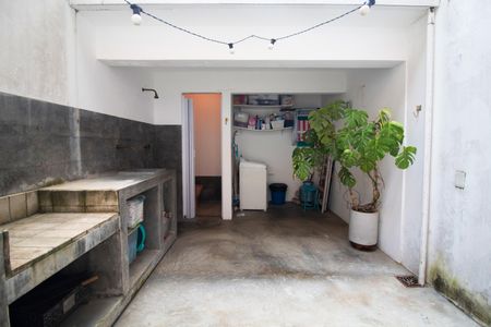 Casa para alugar com 75m², 2 quartos e 1 vaga