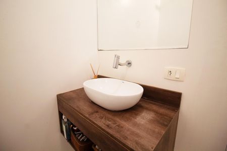 Casa para alugar com 75m², 2 quartos e 1 vaga