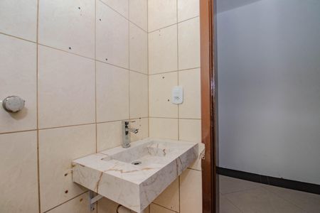 Casa para alugar com 299m², 4 quartos e 4 vagasLavabo