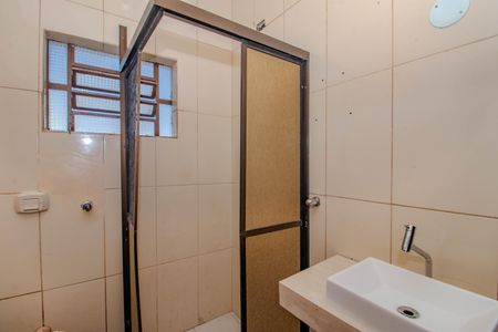 Casa para alugar com 299m², 4 quartos e 4 vagasBanheiro Social