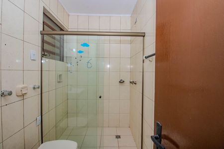 Casa para alugar com 299m², 4 quartos e 4 vagasBanheiro da Suíte 1