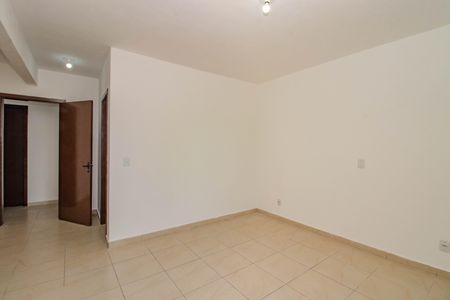 Casa para alugar com 299m², 4 quartos e 4 vagasSuíte 1