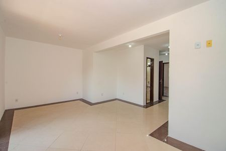 Casa para alugar com 299m², 4 quartos e 4 vagasSala