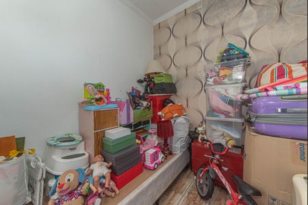 Casa à venda com 600m², 3 quartos e 5 vagas Casa à venda com 600m², 3 quartos e 5 vagasQuarto de Serviço