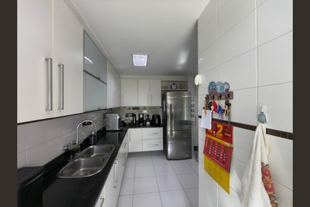 Apartamento à venda com 103m², 4 quartos e 2 vagas