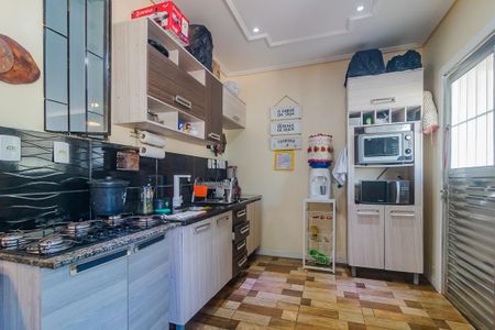 Casa à venda com 110m², 2 quartos e 2 vagas Casa à venda com 110m², 2 quartos e 2 vagasCozinha