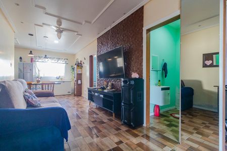 Sala de casa à venda com 2 quartos, 110m² em Hípica, Porto Alegre