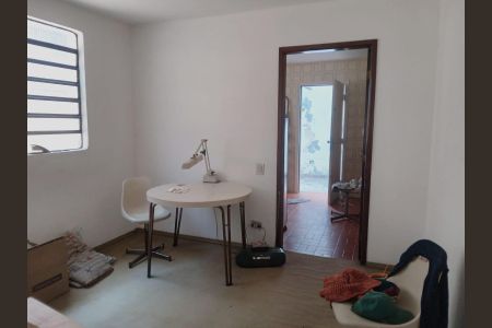 Casa à venda com 100m², 3 quartos e 2 vagasSala