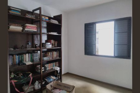 Casa à venda com 100m², 3 quartos e 2 vagasQuarto