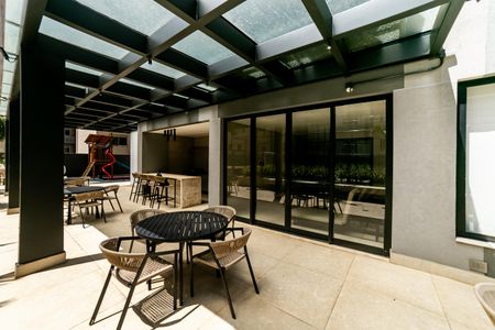 Casa de condomínio para alugar com 83m², 3 quartos e 1 vaga Casa de condomínio para alugar com 83m², 3 quartos e 1 vagaÁrea comum