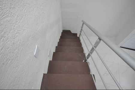 Casa para alugar com 30m², 1 quarto e sem vagaEscada