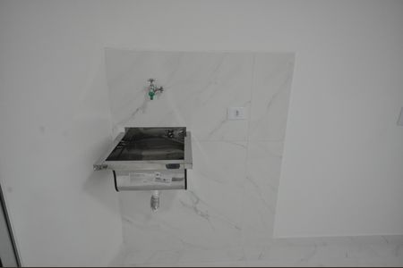 Área de Serviço de casa para alugar com 1 quarto, 30m² em Parque Edu Chaves, São Paulo