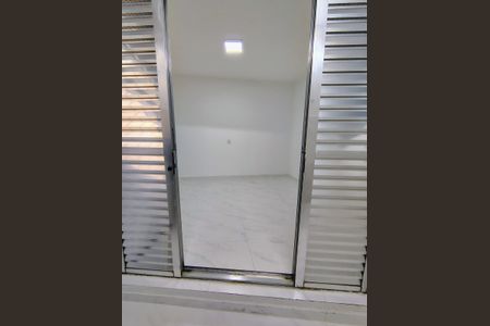 Sala/Quarto de casa para alugar com 1 quarto, 30m² em Parque Edu Chaves, São Paulo