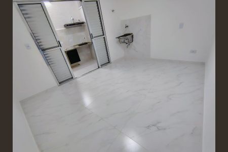 Casa para alugar com 1 quarto, 30m² em Parque Edu Chaves, São Paulo