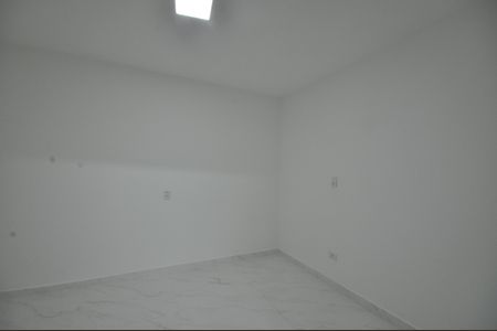 Quarto/Sala de casa para alugar com 1 quarto, 30m² em Parque Edu Chaves, São Paulo