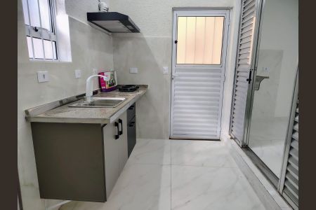 Cozinha de casa para alugar com 1 quarto, 30m² em Parque Edu Chaves, São Paulo