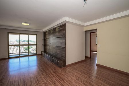 Sala de apartamento para alugar com 3 quartos, 114m² em Chácara Agrindus, Taboão da Serra