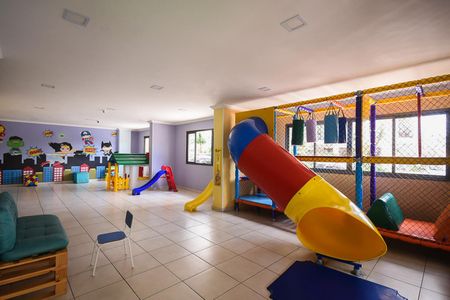 Apartamento para alugar com 114m², 3 quartos e 2 vagas Apartamento para alugar com 114m², 3 quartos e 2 vagasBrinquedoteca