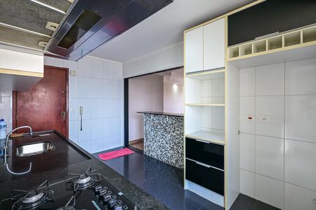 Apartamento para alugar com 114m², 3 quartos e 2 vagasCozinha