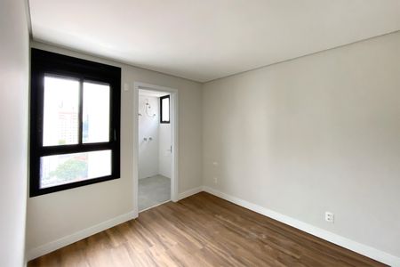 Apartamento à venda com 90m², 2 quartos e 2 vagasSuite 1