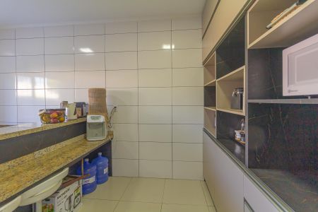 Casa para alugar com 250m², 4 quartos e 3 vagas Casa para alugar com 250m², 4 quartos e 3 vagasCozinha